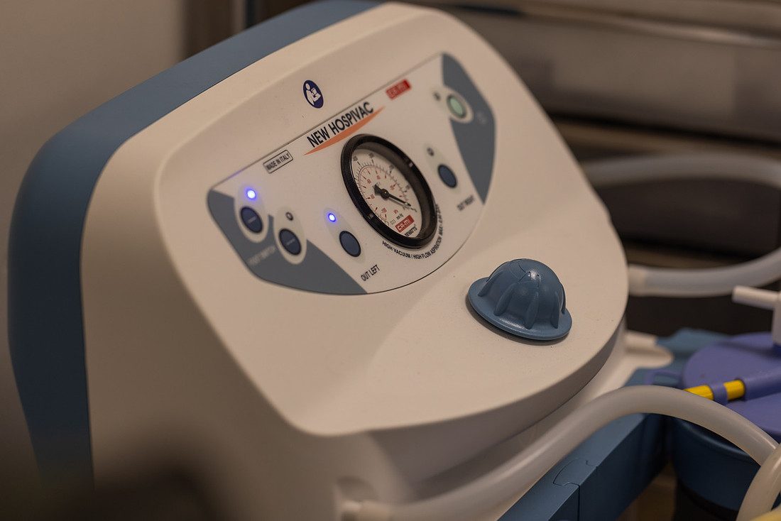 Microsuction unit used for ear wax removal